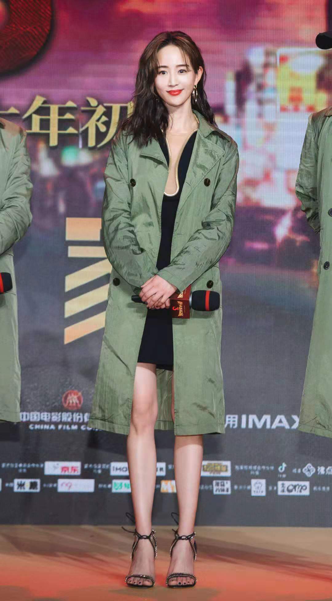 张钧甯身段曼妙气质惊艳，曼妙身段成熟御姐气质
