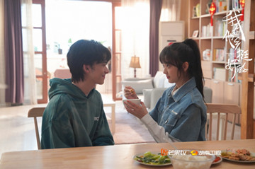 《我在他乡挺好的》曝特别篇主题曲MV  张靓颖温暖诠释爱“在她乡”