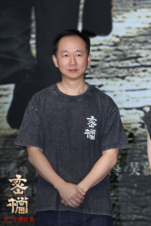 7、电影《密档》主演李晓川_副本.jpg